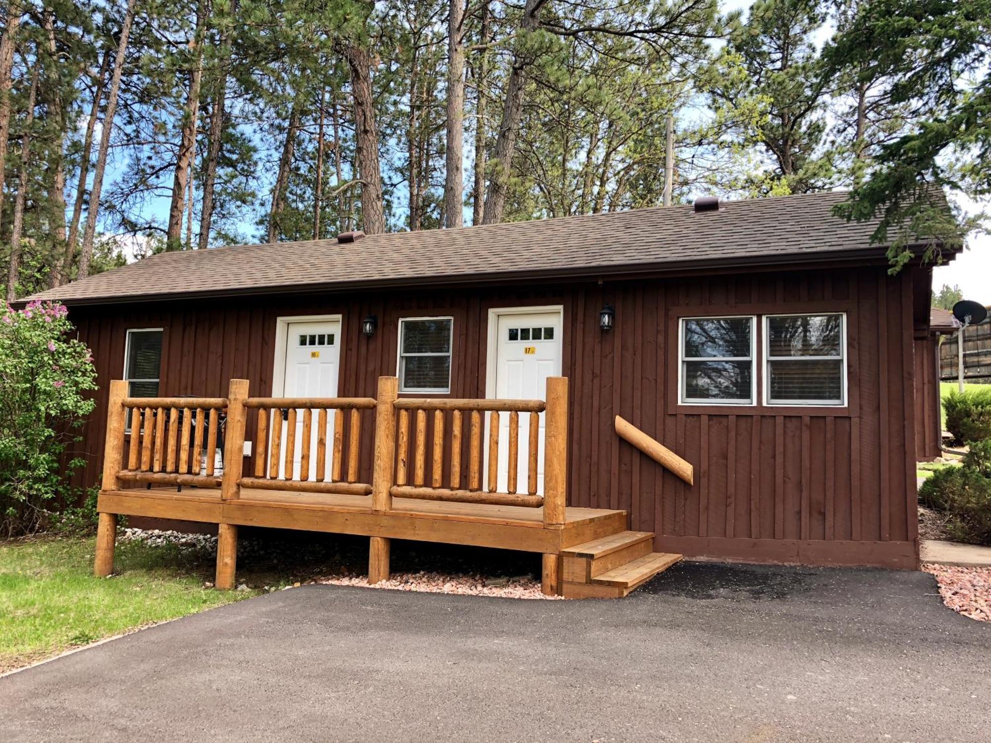 Rockerville Lodge & Cabins 奇斯顿 客房 照片