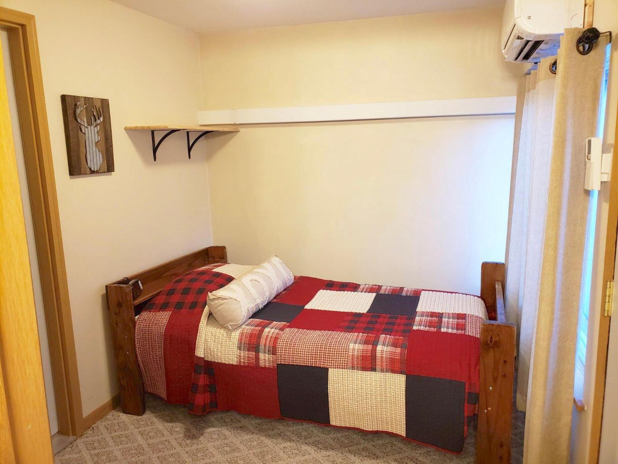 Rockerville Lodge & Cabins 奇斯顿 客房 照片