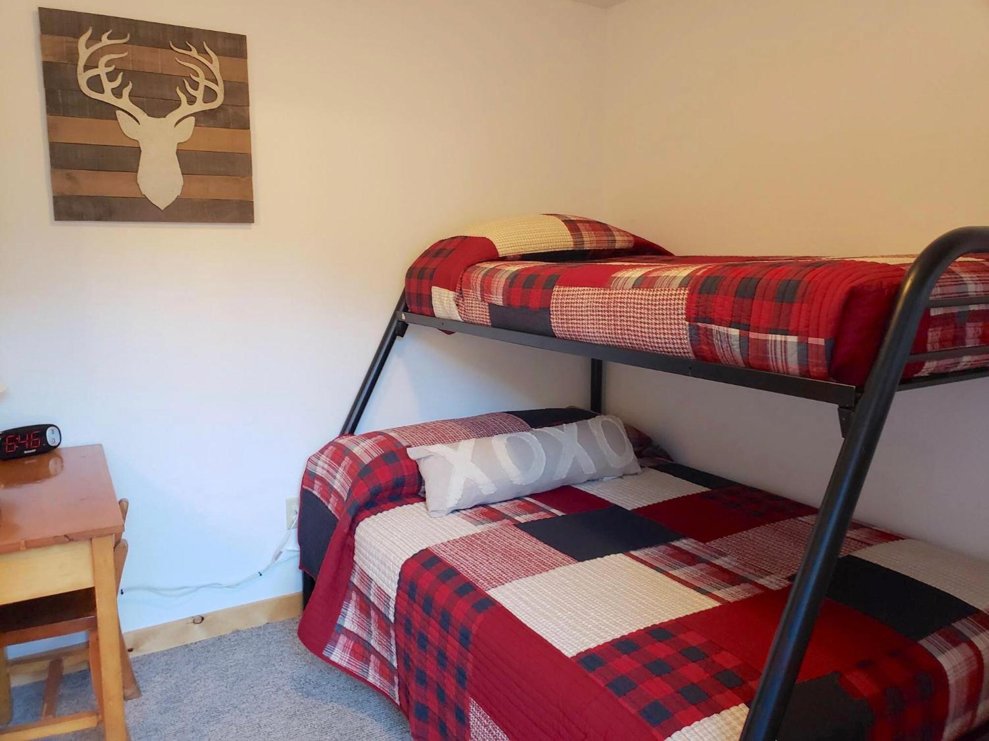 Rockerville Lodge & Cabins 奇斯顿 外观 照片