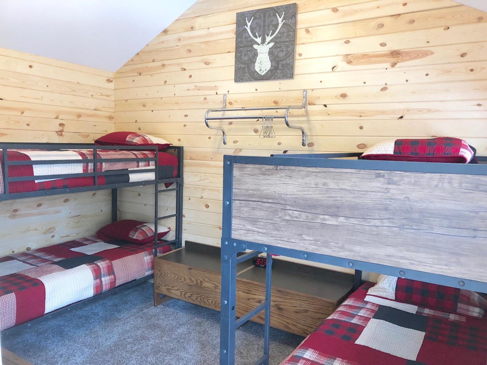 Rockerville Lodge & Cabins 奇斯顿 客房 照片