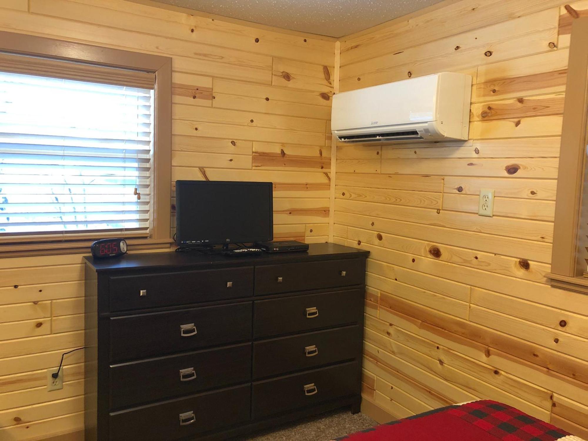 Rockerville Lodge & Cabins 奇斯顿 外观 照片
